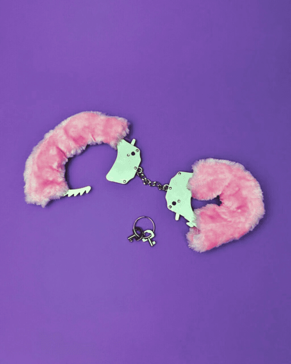 Esposas Metálicas con Peluche by Happy Things